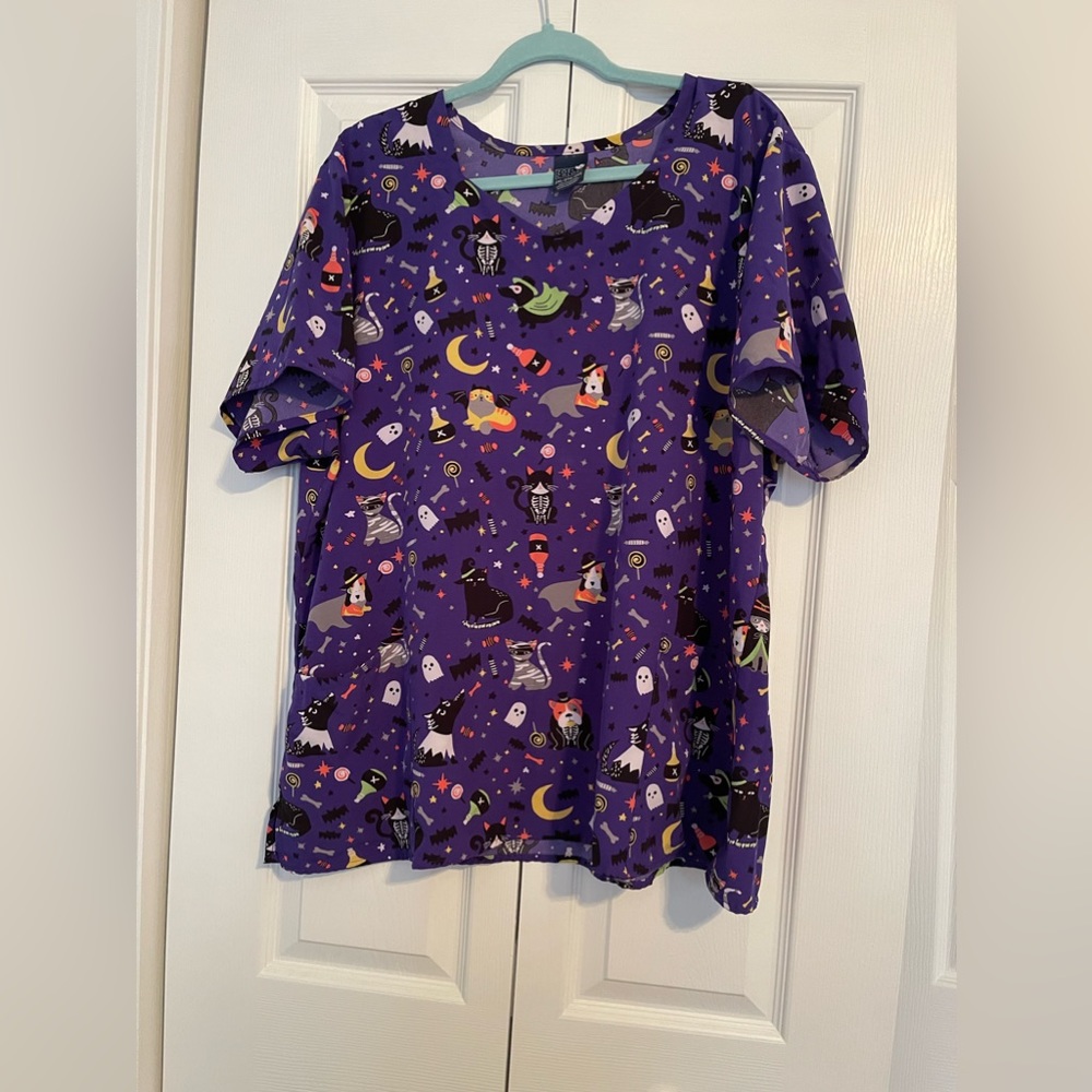 Women’s Scrub Top